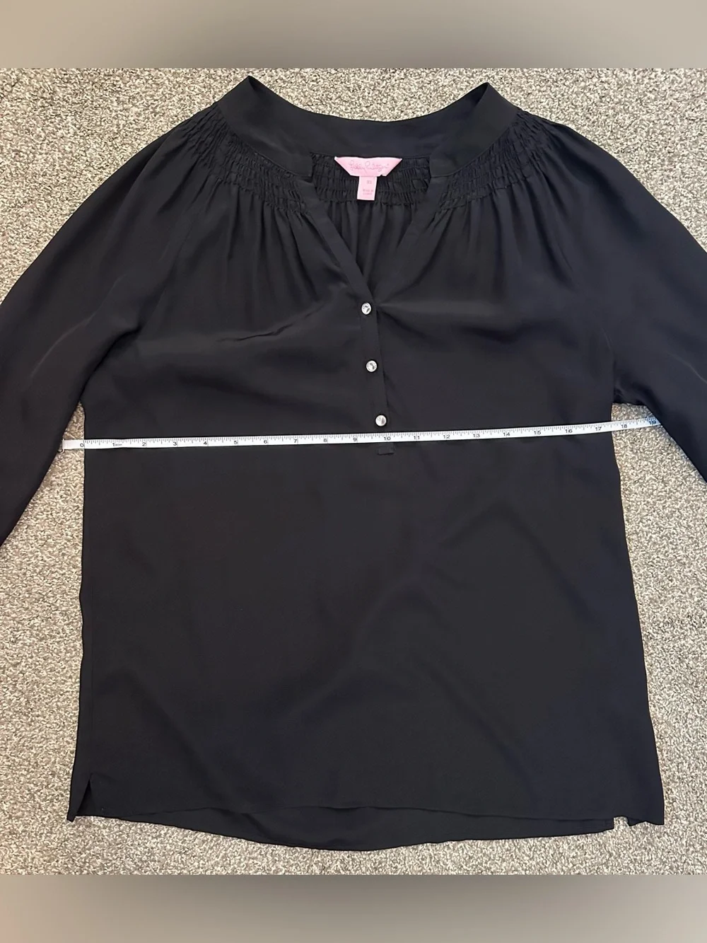 Lilly Pulitzer Elsa Top Notch Neck 100% Silk Smocked Black Women’s XS Luxury